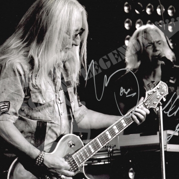 URIAH HEEP  8   ( MICK BOCK , PHIL LANZON)